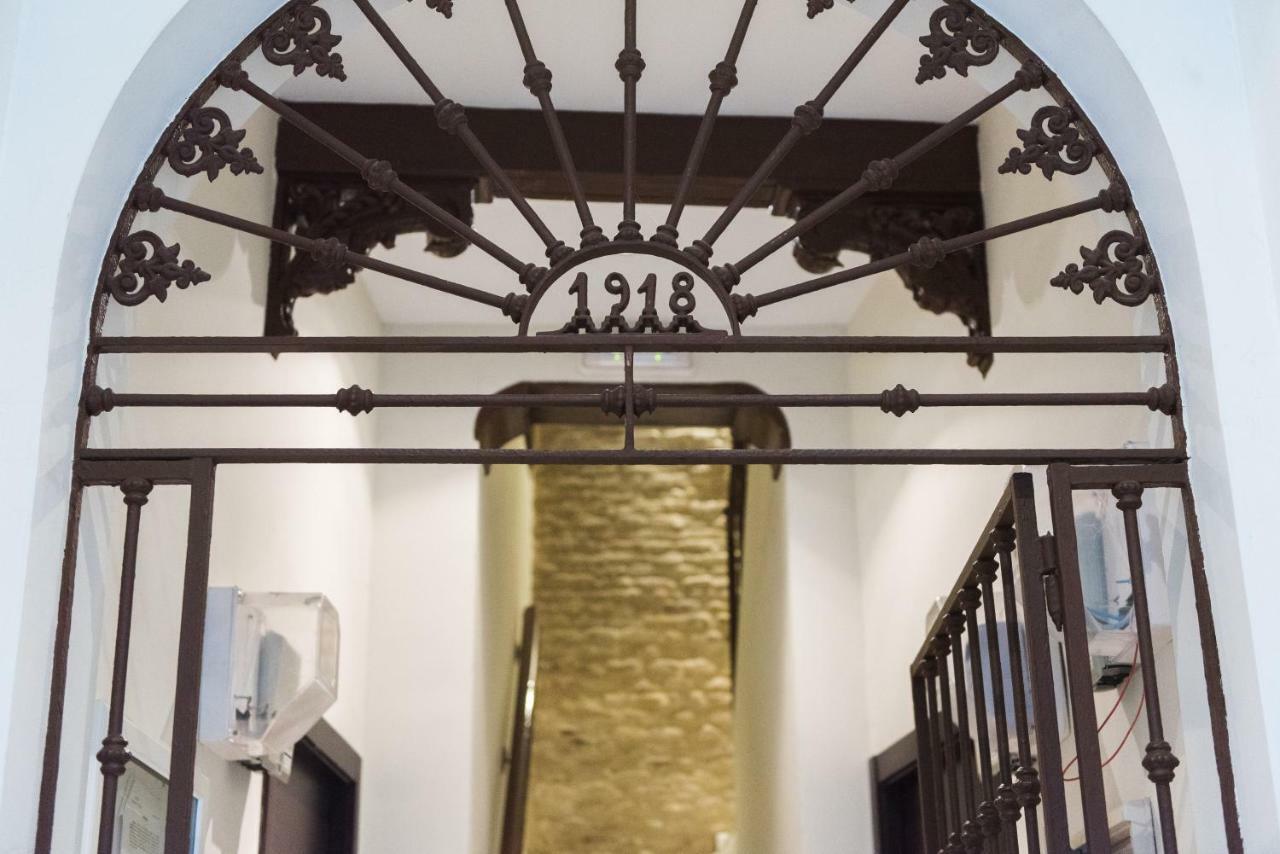 Las Columnas De Julia Sevilla Exteriér fotografie